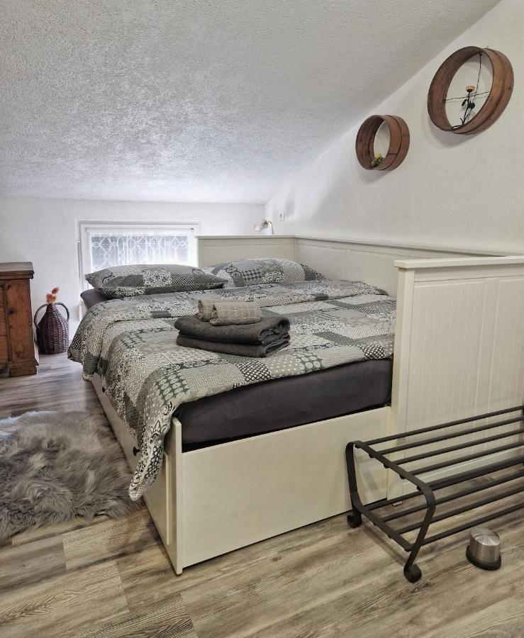 Sweet Room With A Terrace Roč 외부 사진